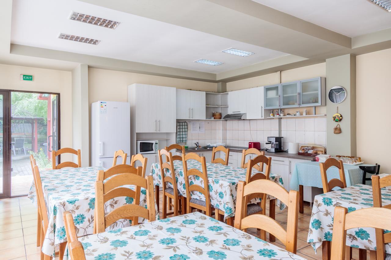 Pensiunea Alis Călimăneşti Exterior foto
